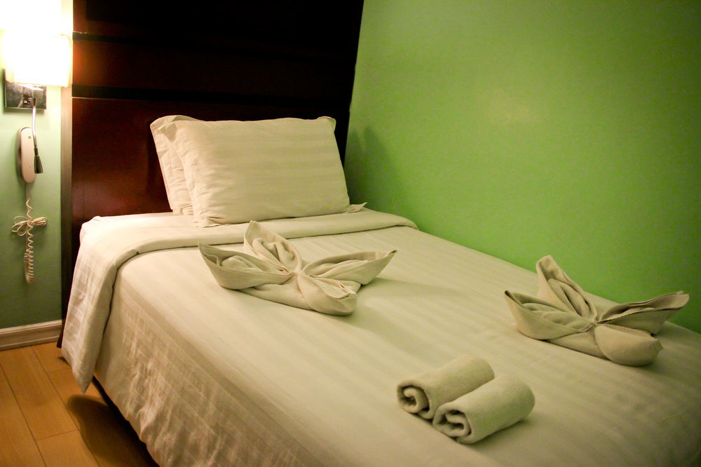 La Gloria Residence Inn Cebu Esterno foto