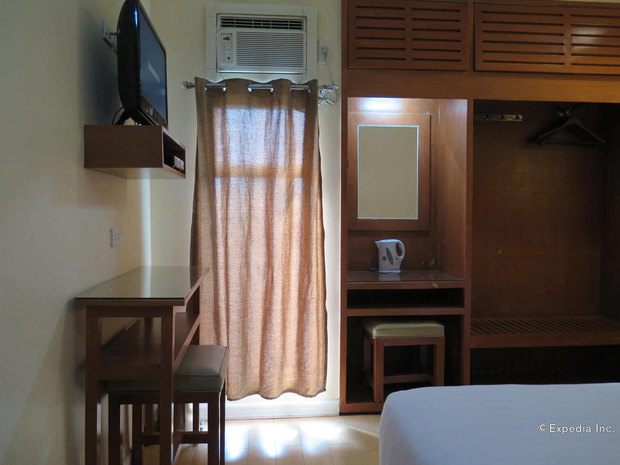 La Gloria Residence Inn Cebu Esterno foto